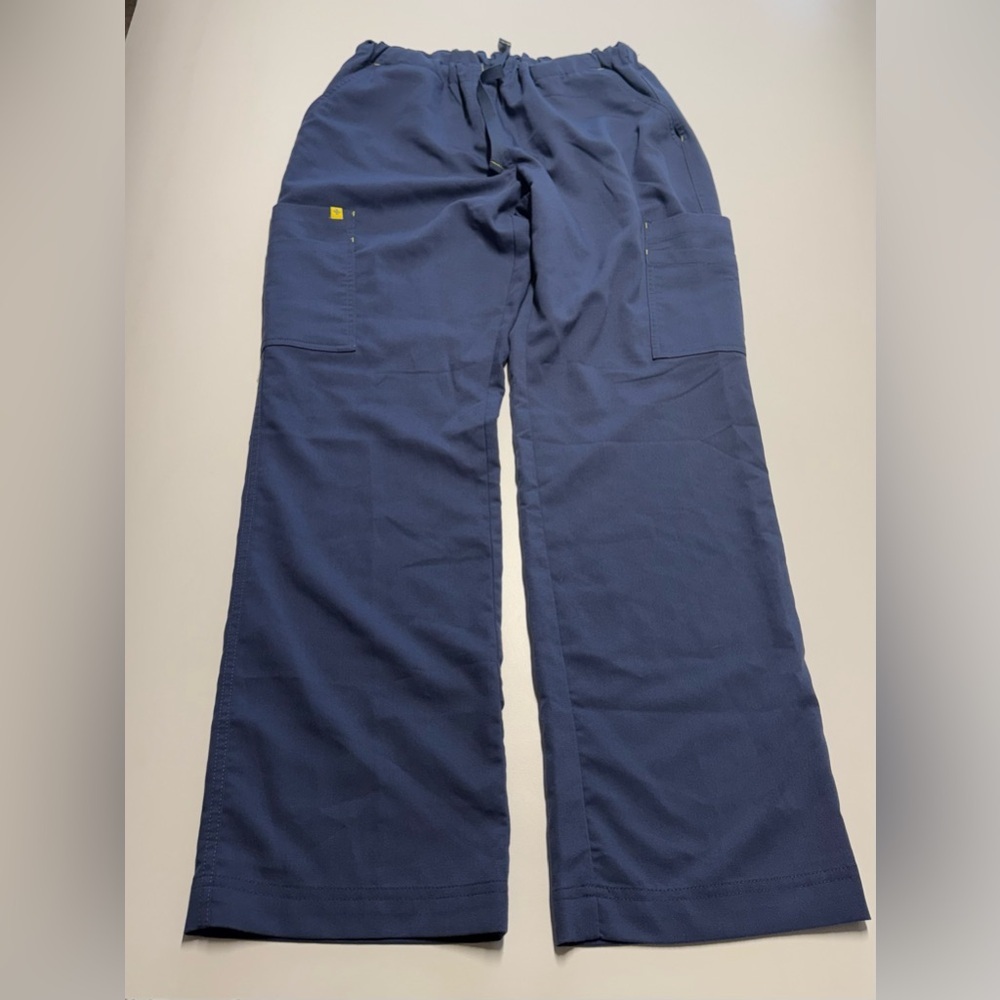 Like New Figs Scrub Bottom size Medium
